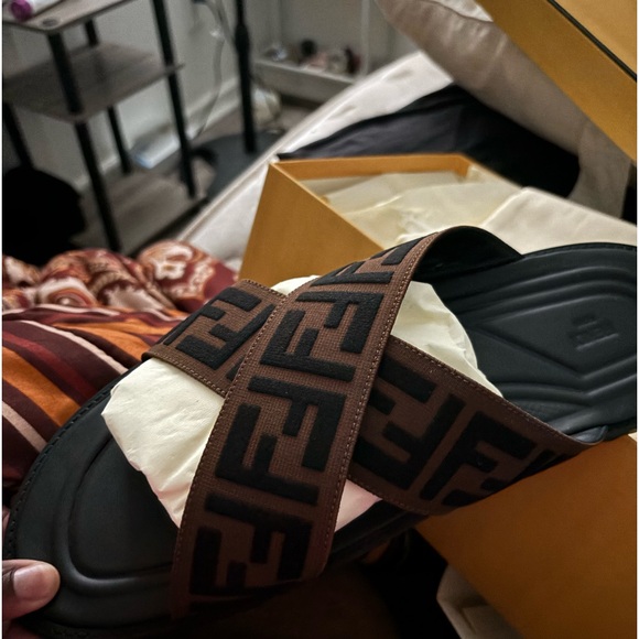 Fendi unisex slides brown and black